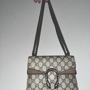 AUTHENTIC GUCCI Dionysus GG Supreme mini bag